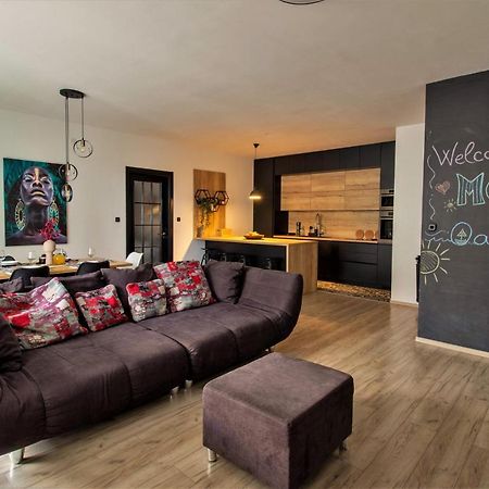 Modern Oasis Apartment Split Private Parking Экстерьер фото